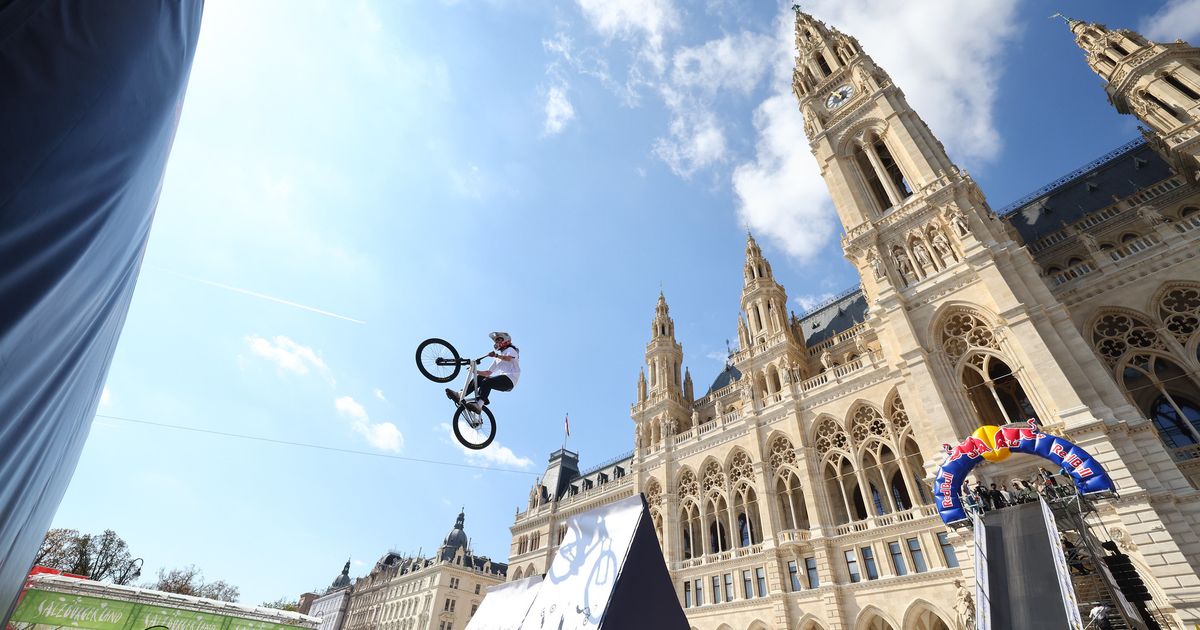 Jetzt-im-Livestream-sterreich-dreht-am-Rad-beim-Bike-Festival-Wien