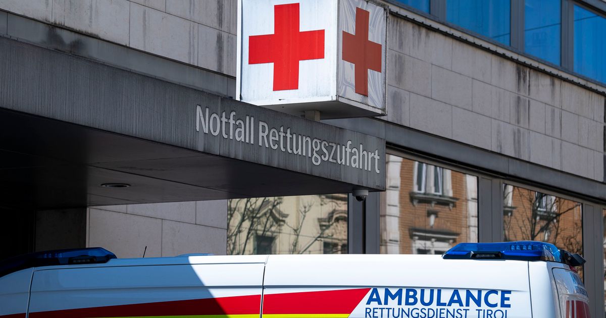 Motorradunfall-auf-der-Brennerstra-e-19-J-hriger-nach-Bremsfehler-gest-rzt