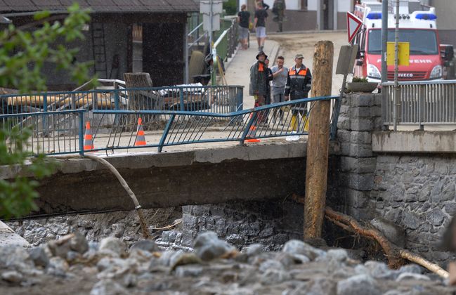 Wann die Aufräumarbeiten fertiggestellt sein werden ist noch nicht abzusehen.