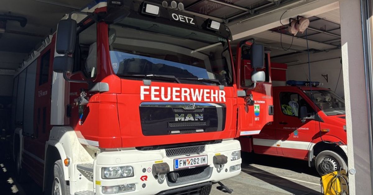 Mit-Folgetonhorn-in-die-Zukunft-Blaulichtzentrum-berrascht-selbst-die-Oetzer-Florianis