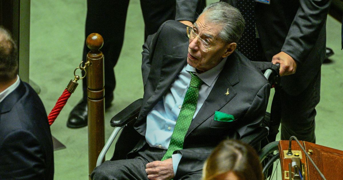 Lega-Gr-nder-Umberto-Bossi-im-Alter-von-84-Jahren-gestorben