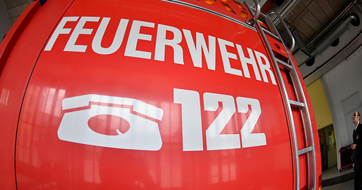 Waldbrand-in-Innsbruck-dank-raschem-Eingreifen-der-Feuerwehr-schnell-unter-Kontrolle