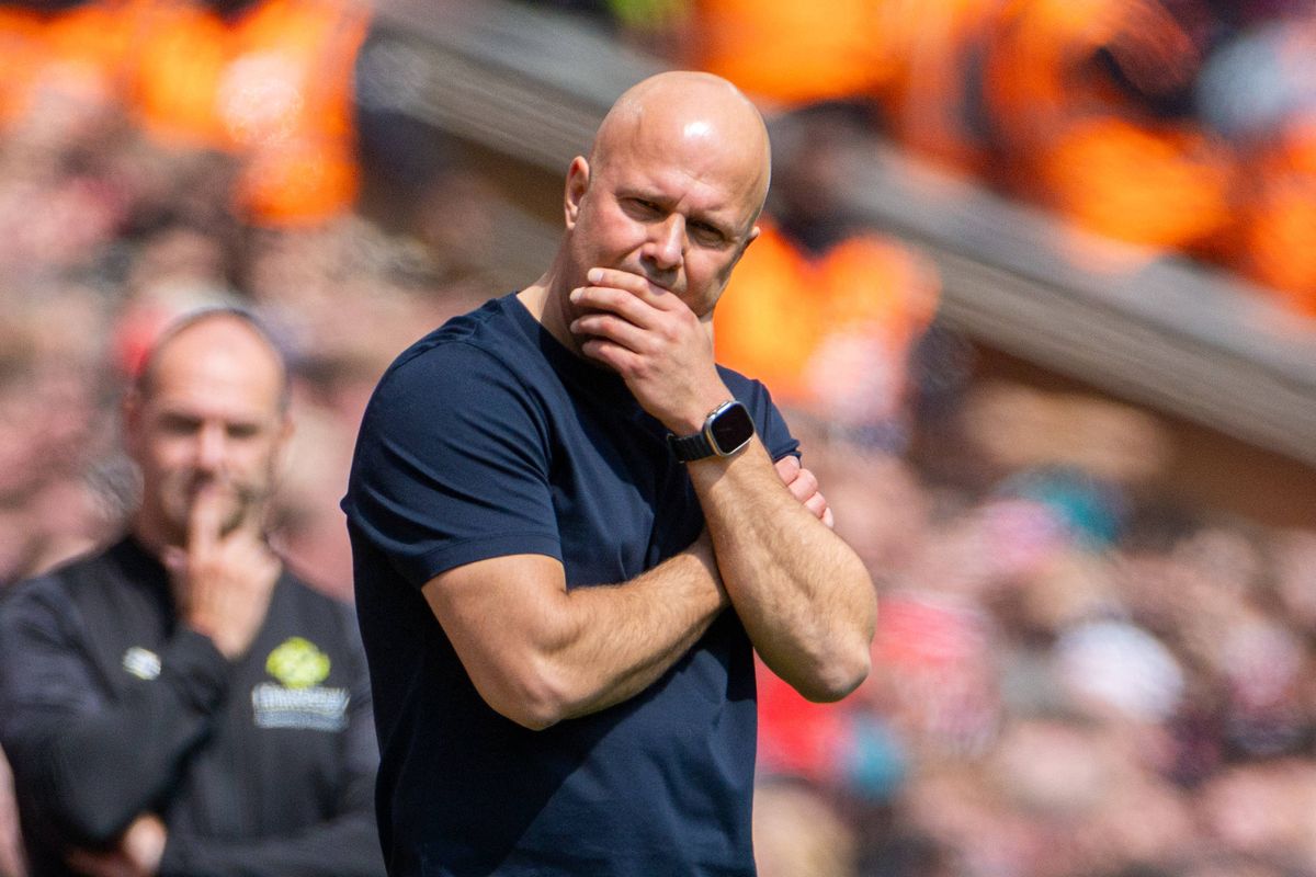 Liverpool trennte sich nach mauer Saison von Coach Slot
