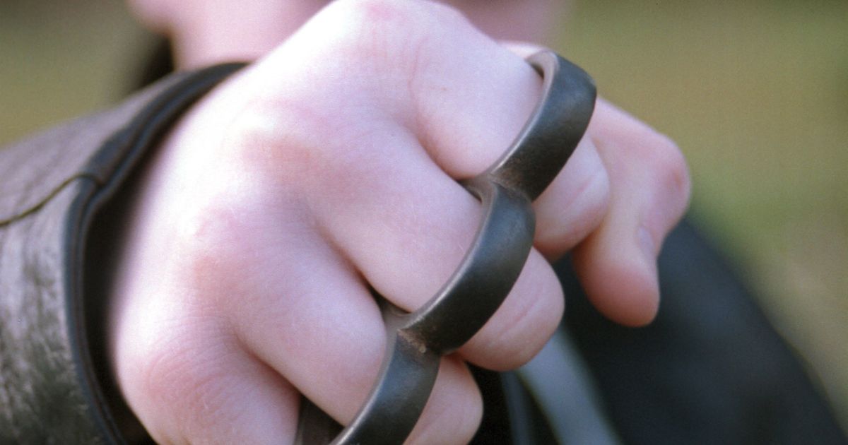 K-rperverletzung-und-Waffenfund-nach-Veranstaltung-in-Buch-39-J-hriger-festgenommen