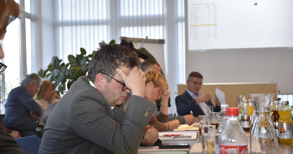 Nach-anonymen-Anzeigen-Rietzer-Dorfchef-holt-zum-Schlag-gegen-die-Opposition-aus