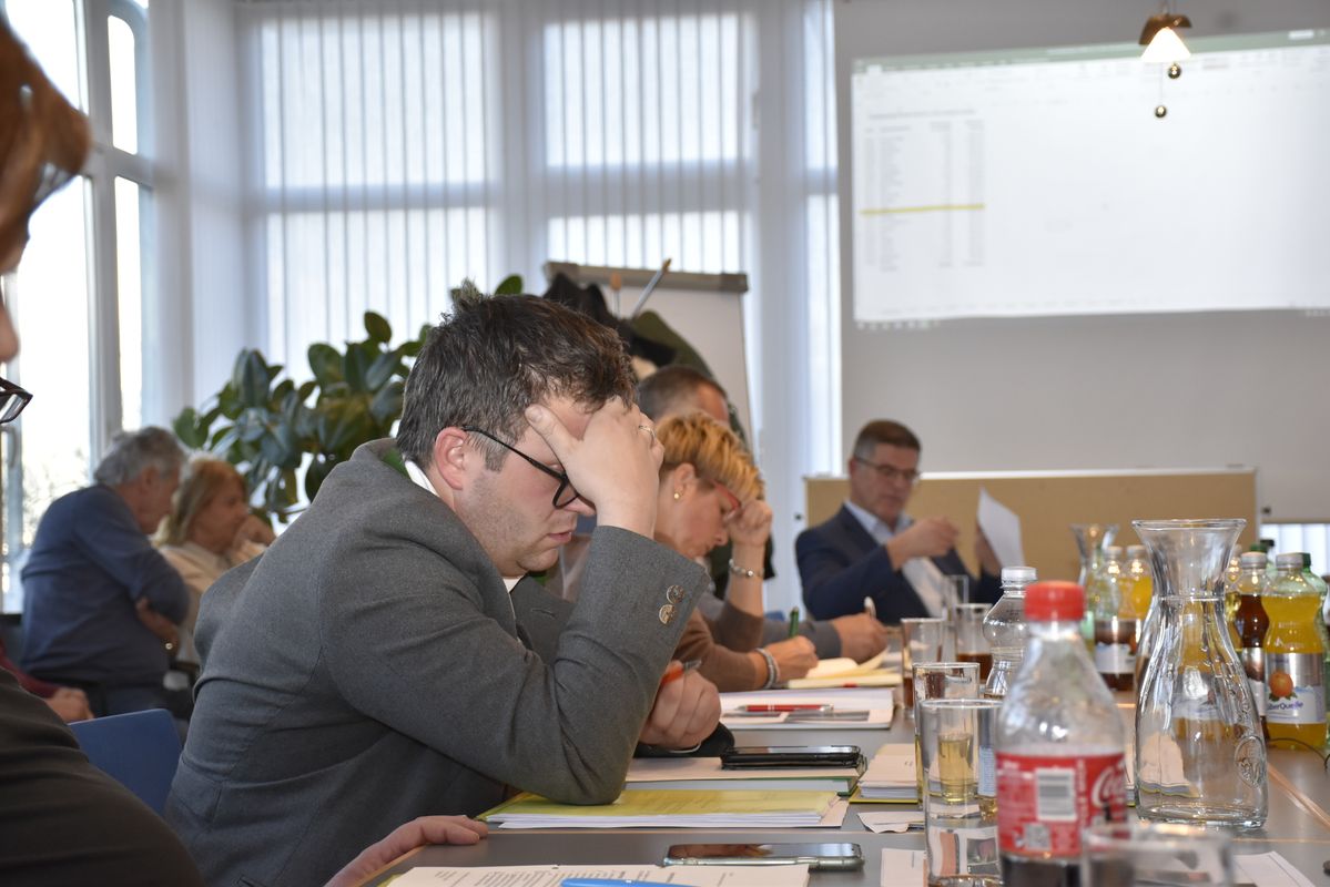 Nach anonymen Anzeigen: Rietzer Dorfchef holt zum Schlag gegen die Opposition aus