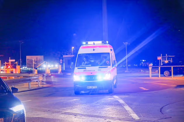 Einige Passagiere wurden bei dem turbulenten Flug verletzt.