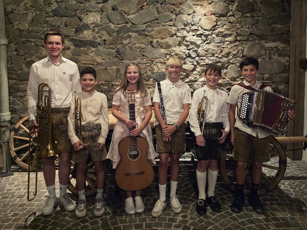Volksmusik-Hoagascht am Thurntaler: Traditionelle Klänge in alpiner Kulisse