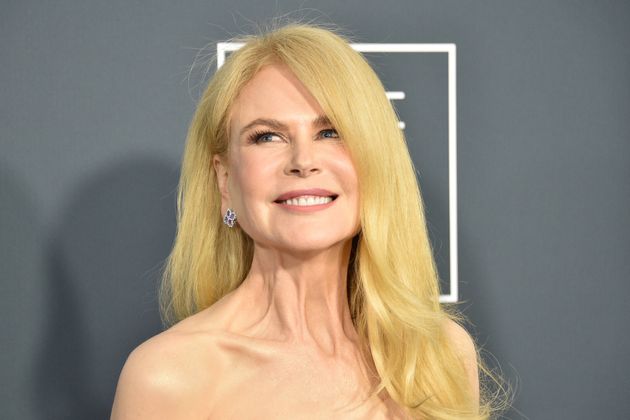 Nicole Kidman:  Als Kind hatte die Schauspielerin mit stockender Sprache zu kämpfen. Laut eigenen Angaben war sie früher extrem schüchtern, was ihr Stottern  noch verstärkt hat. Seit sie ihre Schüchternheit überwunden hat, spricht sie flüssig.