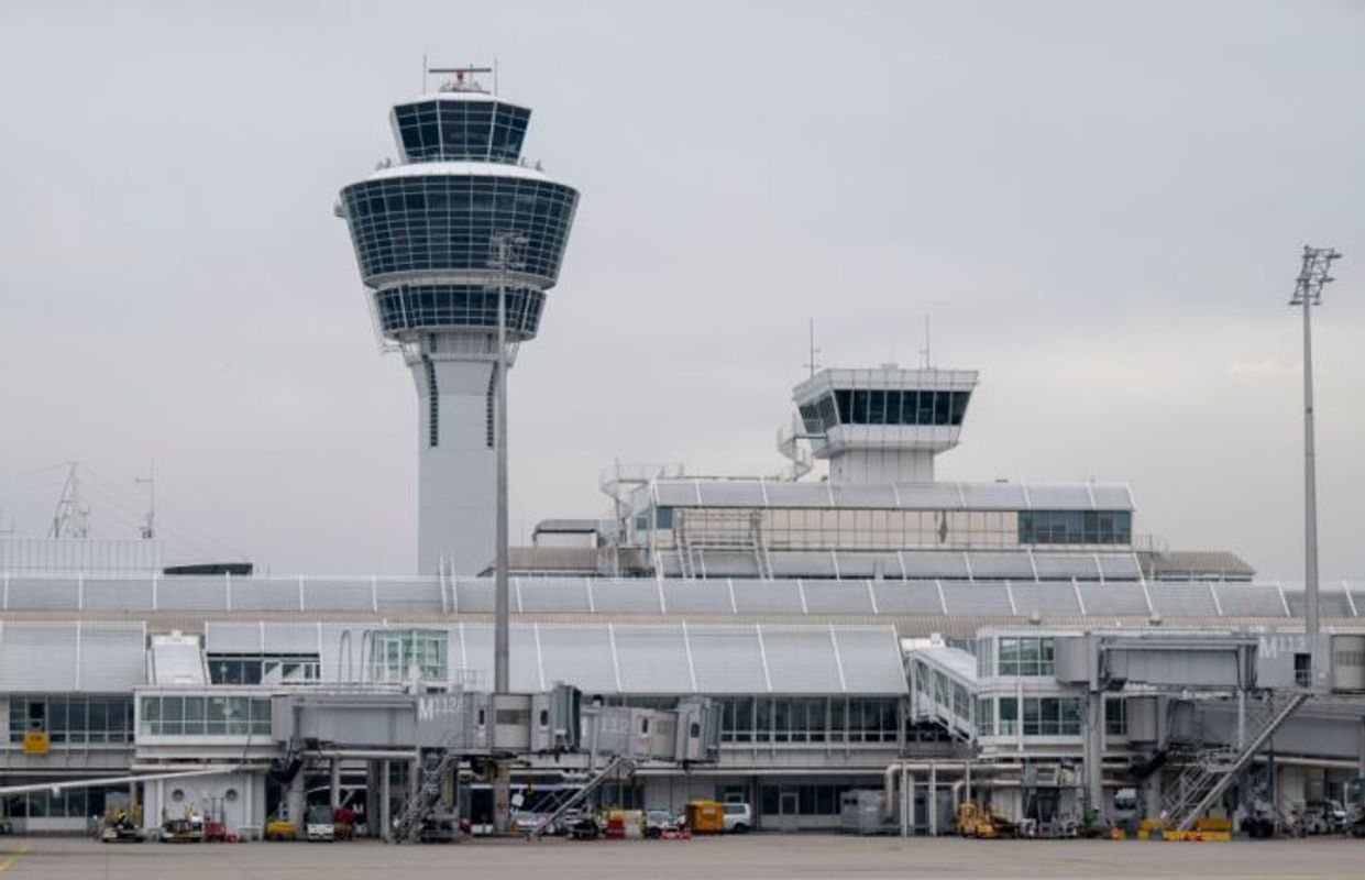 Flughafen München nimmt Betrieb wieder auf