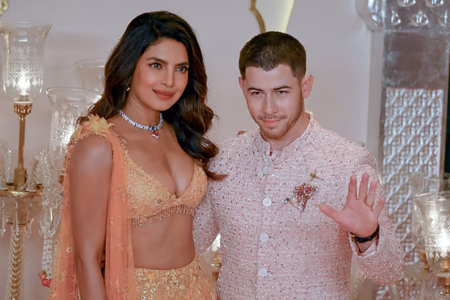 Bollywood-Schauspielerin Priyanka Chopra Jonas und der amerikanische Schauspieler und Musiker Nick Jonas.