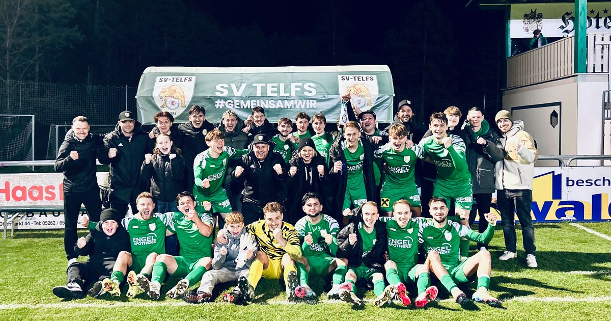 Das-Team-der-Runde-Telfs-feiert-Auferstehung-St-rmer-hatten-Hochkonjunktur