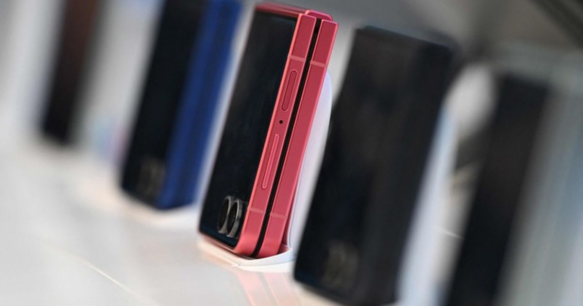 Tiroler-Handyshop-Betreiber-schloss-Mobilfunkvertr-ge-mit-Geisterkunden-ab