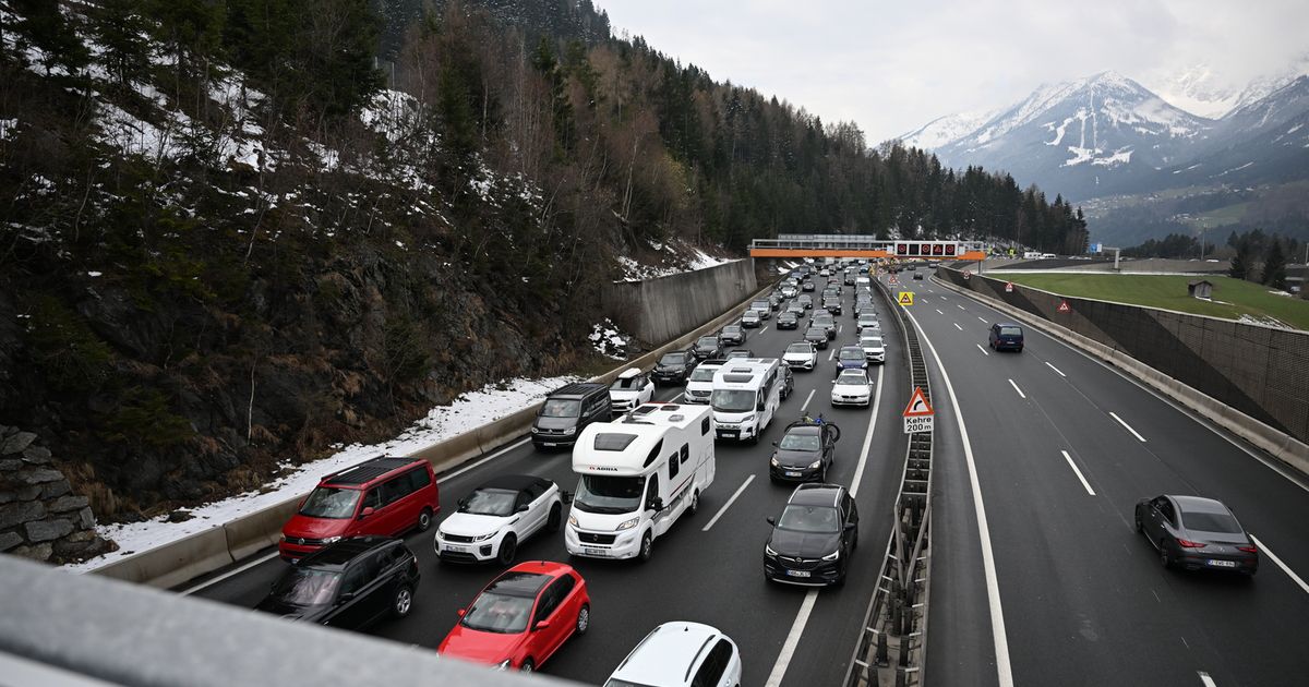-Situation-war-prek-r-Warum-am-Freitagmorgen-auf-Tirols-Autobahnen-Stillstand-herrschte