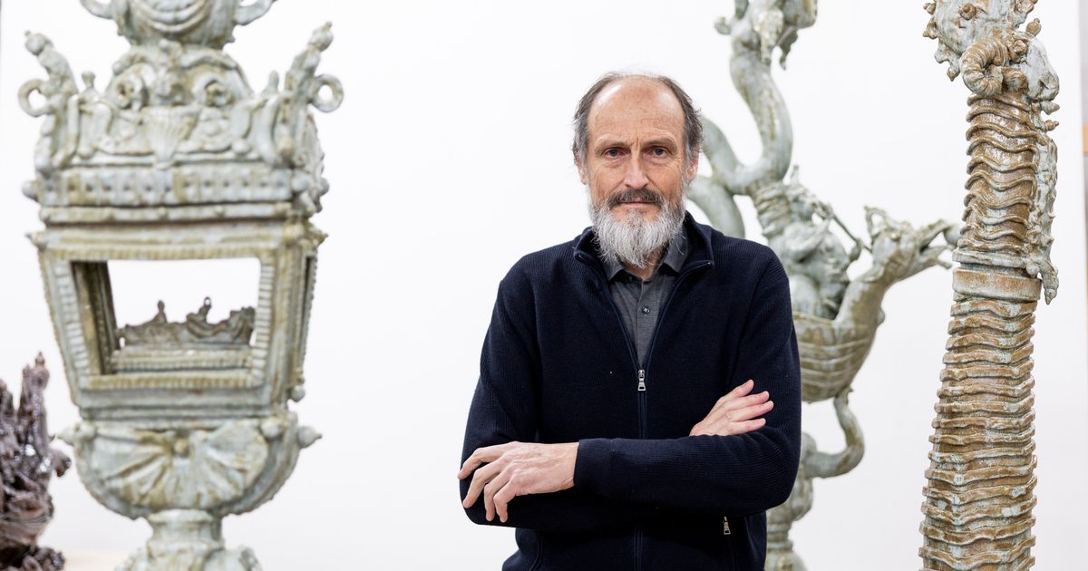 Traumskizzen-aus-Ton-Zu-Besuch-im-Atelier-des-Tiroler-Bildhauers-Elmar-Trenkwalder