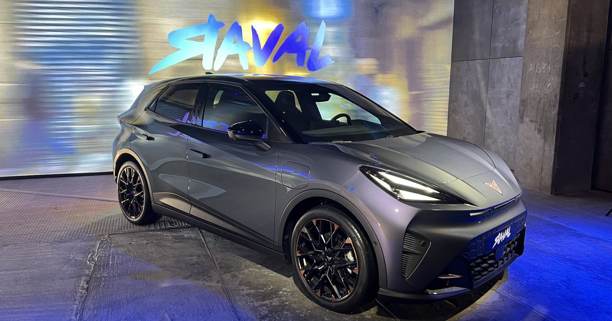 Als-Urban-Rebel-angek-ndigt-als-Raval-enth-llt-Cupras-neues-elektrisches-Stadtauto