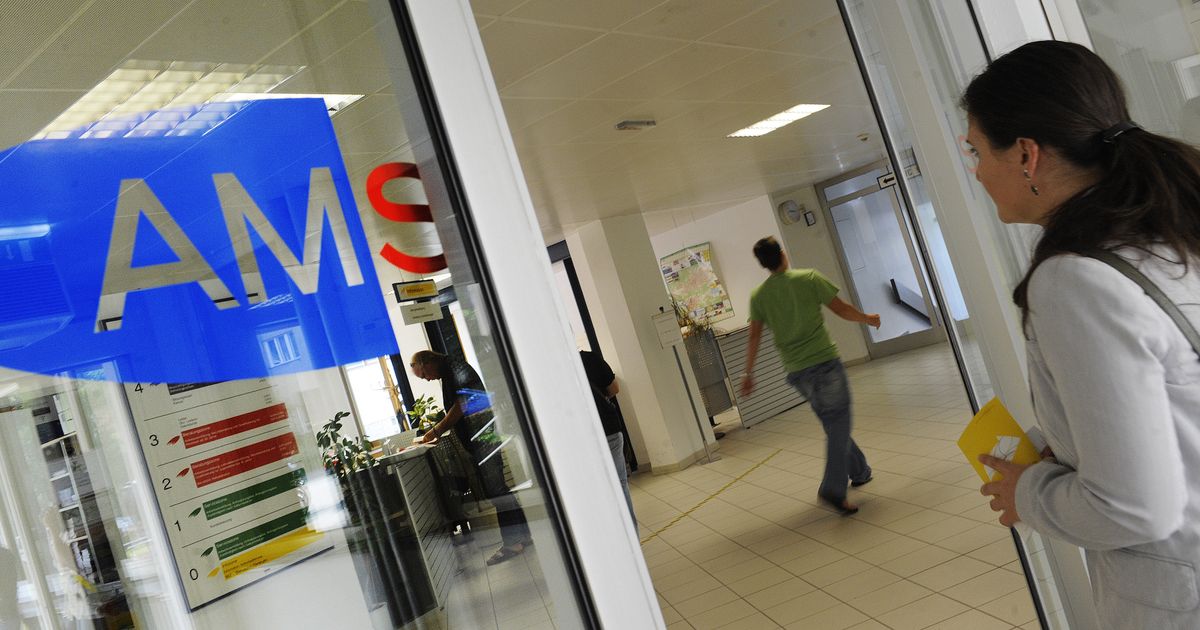 -Ged-mpfte-Stimmung-Weniger-Arbeitslose-in-Tirol-deutlich-mehr-in-Schulung