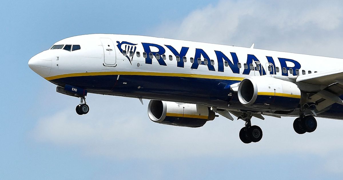 Keine-Entsch-digung-bezahlt-Ryanair-Flugzeug-in-Linz-gepf-ndet