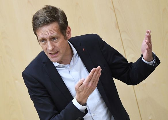 „Grün ist nicht der Anstand, Grün ist die Zensur." – Kai Jan Krainer warnt deshalb vor Ökos in ÖVP-Geiselhaft.