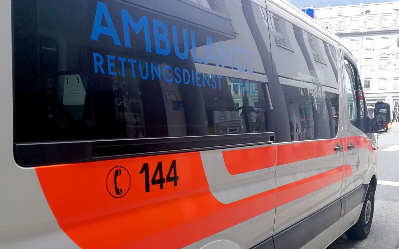 Kollisionen mit Fahrrädern: Vier Verletzte bei Unfällen in Tirol