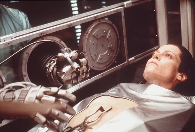 Als Ripley kehrte Sigourney Weaver auch in den „Alien“-Fortsetzungen zurück. Für „Aliens“ (1986) war sie im Oscar-Rennen.