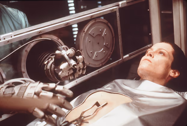Als Ripley kehrte Sigourney Weaver auch in den „Alien“-Fortsetzungen zurück. Für „Aliens“ (1986) war sie im Oscar-Rennen.