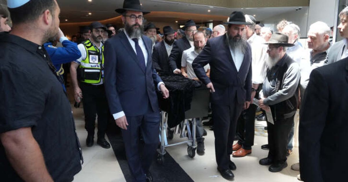 Erstes-Opfer-des-Attentats-in-Sydney-beerdigt