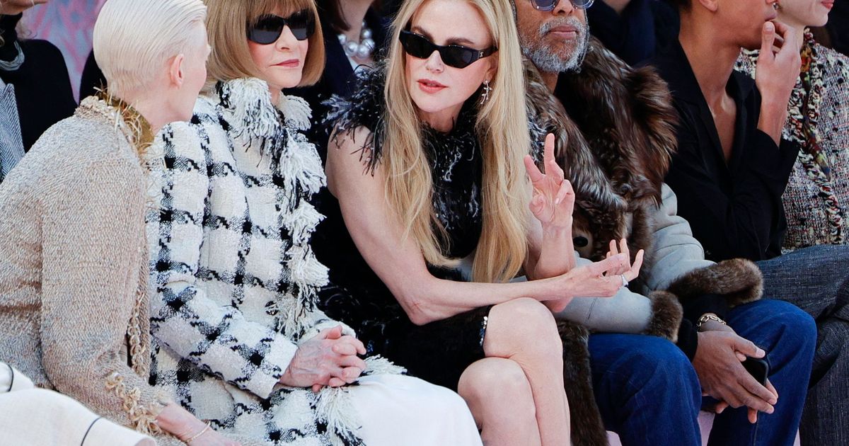 Stars-und-ein-Hauch-von-Chanel-So-starteten-die-Paris-Haute-Couture-Fashion-Weeks