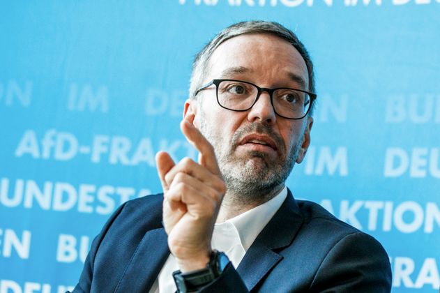 „Anschober erweist sich wieder einmal als fleischgewordener Pullfaktor." - Der grüne Sozialminister mit seinem Wunsch nach einem Neustart der EU-Marinemission "Sophia" ist für FPÖ-Klubobmann Herbert Kickl ein fleischgewordener Albtraum.