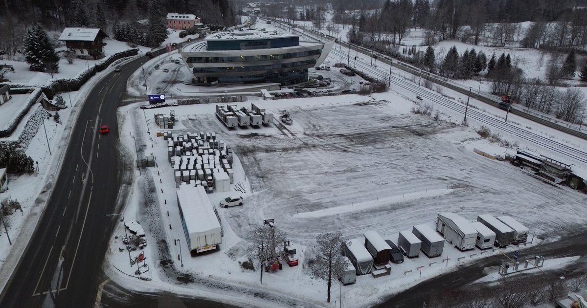 Strittiges-Wohnhaus-f-r-Mitarbeiter-in-Kitzb-hel-muss-warten
