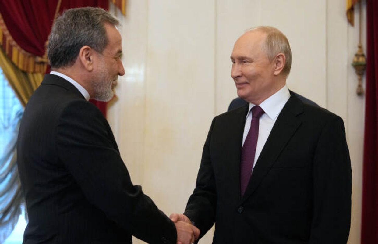 Irans Außenminister in Russland - Treffen mit Putin