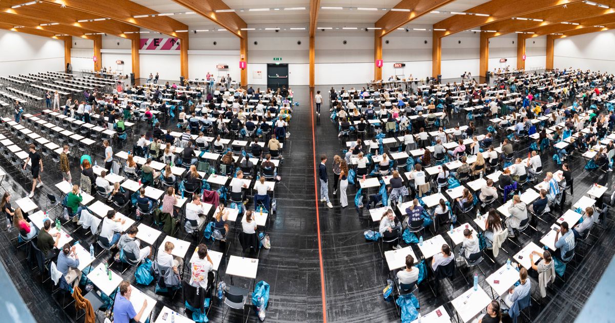 Europarechts-Experte-Obwexer-warnt-Mediziner-Quote-w-re-in-Gefahr