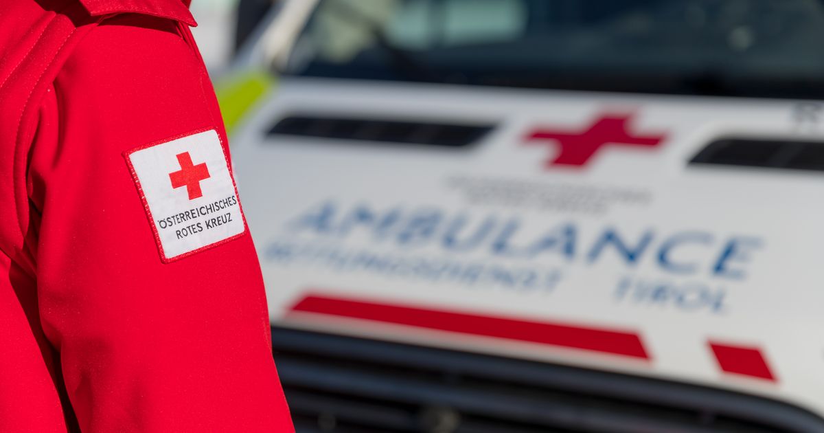 motorradfahrer-bei-kollision-mit-auto-in-breitenbach-schwer-verletzt