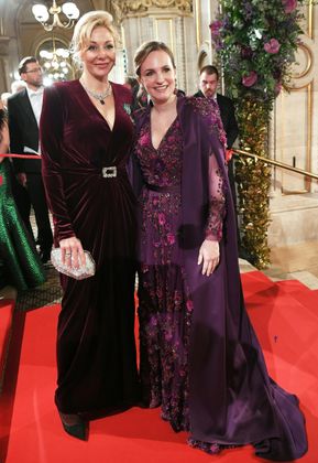 Nadja Swarovski (l.) und Opernballorganisatorin Maria Großbauer.