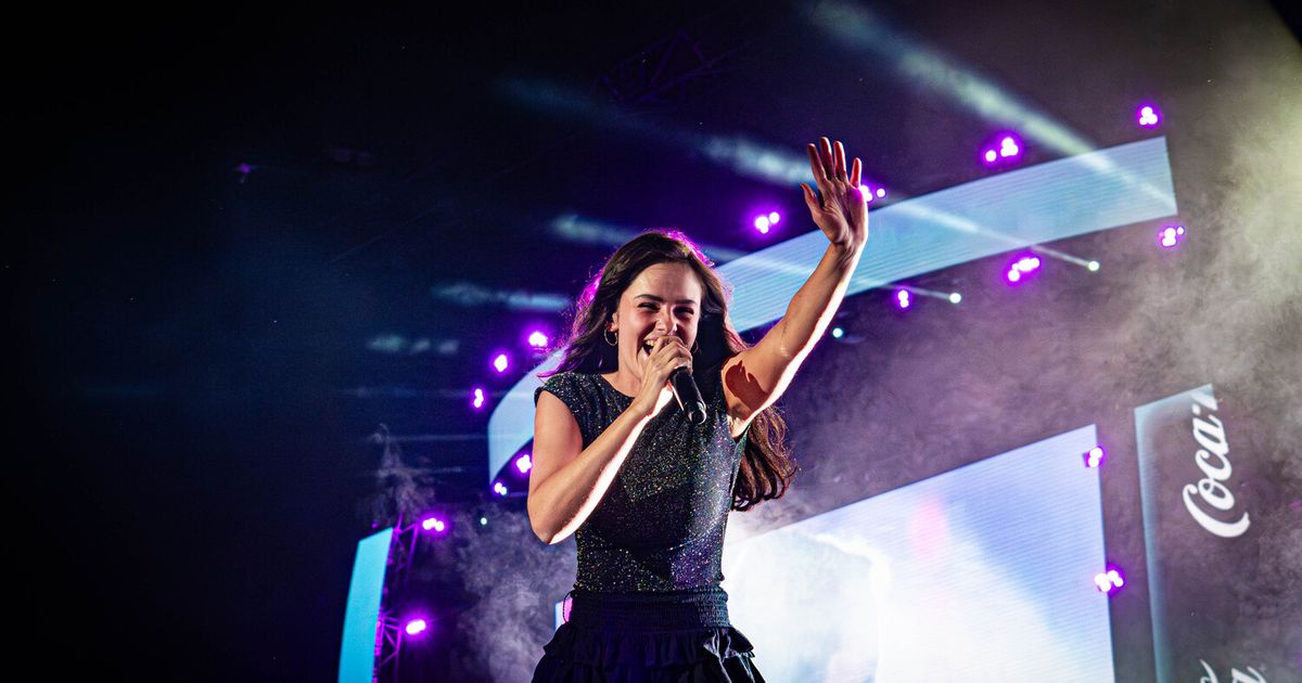 So-bist-du-beim-exklusiven-Konzert-von-Lena-Schaur-im-Life-Radio-Studio-mit-dabei