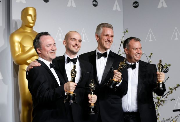 Tim Webber, Chris Lawrence, David Shirk und Neil Corbould (l.) wurden für die Spezialeffekte in Gravity mit dem Oscar belohnt.