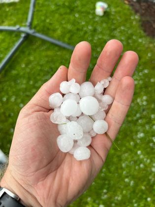 Hagel in St. Johann.