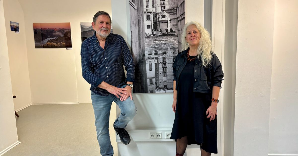 Elf-FotografInnen-eine-Ausstellung-Foto-Expo-in-der-Kufsteiner-Stadtgalerie-DIA-LOG