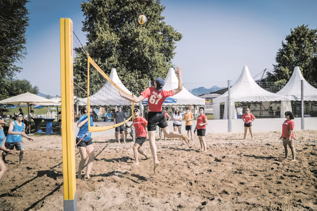 Mit vollem Körpereinsatz und spannenden Ballwechseln war das Sommerfest erneut ein großer Erfolg.