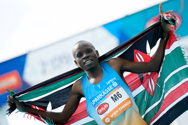 Marathon-Sieger Samwel Mailu (KEN).