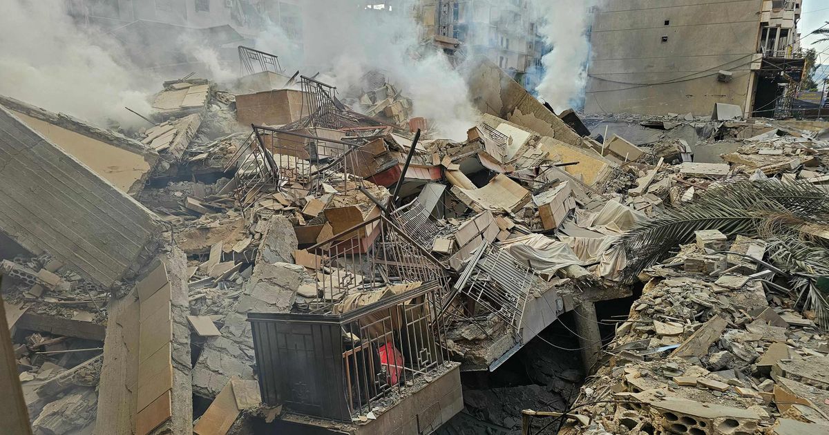 Israel-greift-Milit-r-Uni-in-Teheran-und-Raketenlager-an-mindestens-16-Tote-im-Libanon