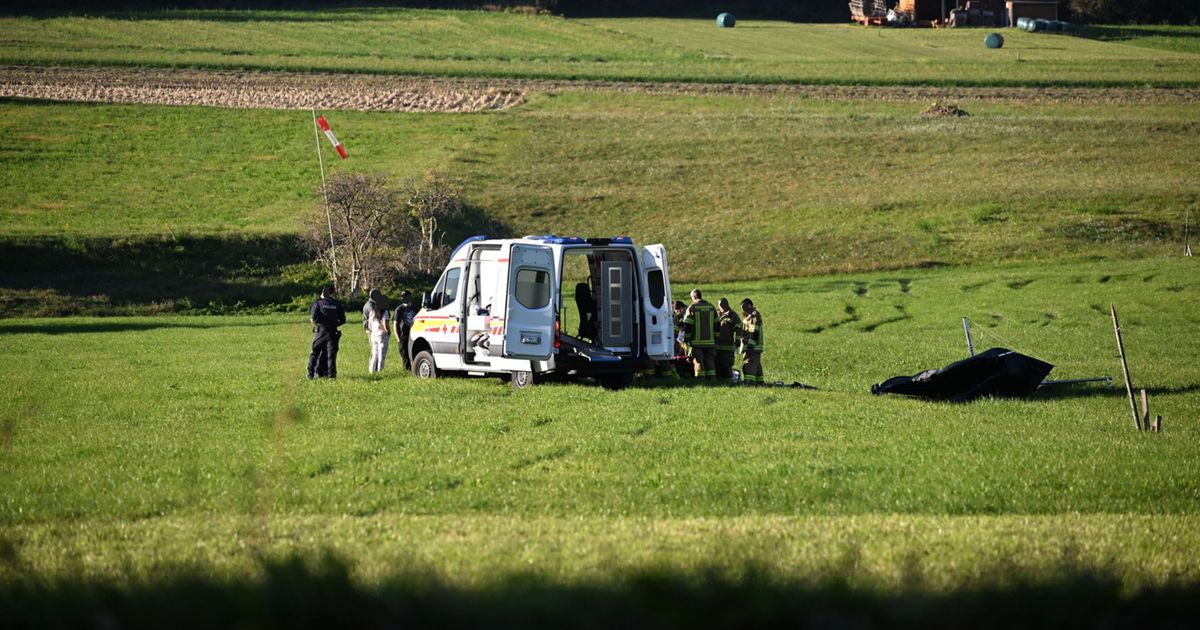 Mit-Motor-Drachenflieger-in-Telfs-abgest-rzt-Pilot-verletzt-aber-ansprechbar