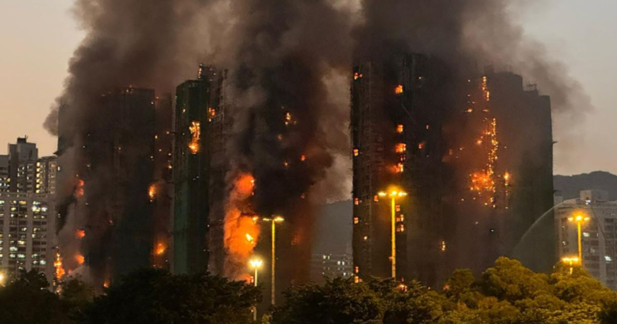 mehr-als-40-tote-und-drei-festnahmen-nach-brand-in-hongkong