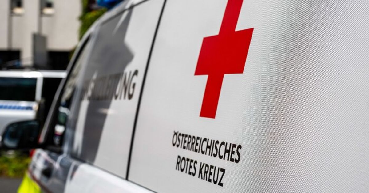 Motorrad-und-E-Bike-in-Brandberg-zusammengesto-en-80-J-hriger-und-27-J-hrige-verletzt