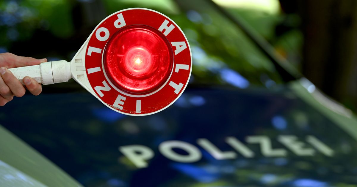 Mit-110-km-h-durch-das-Ortsgebiet-Polizei-stoppt-Raser-auf-der-Pillersee-Stra-e