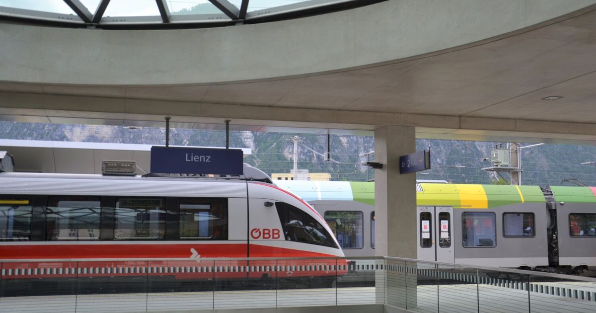 The wrangling over new Lienz trains continues: 