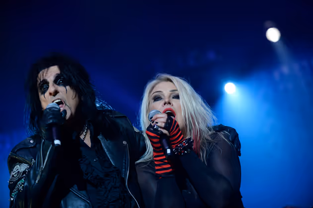 Headliner war der Schockrocker Alice Cooper, der sich beim großen Finale aber ganz sanft an Special-Guest Kim Wilde schmiegte.