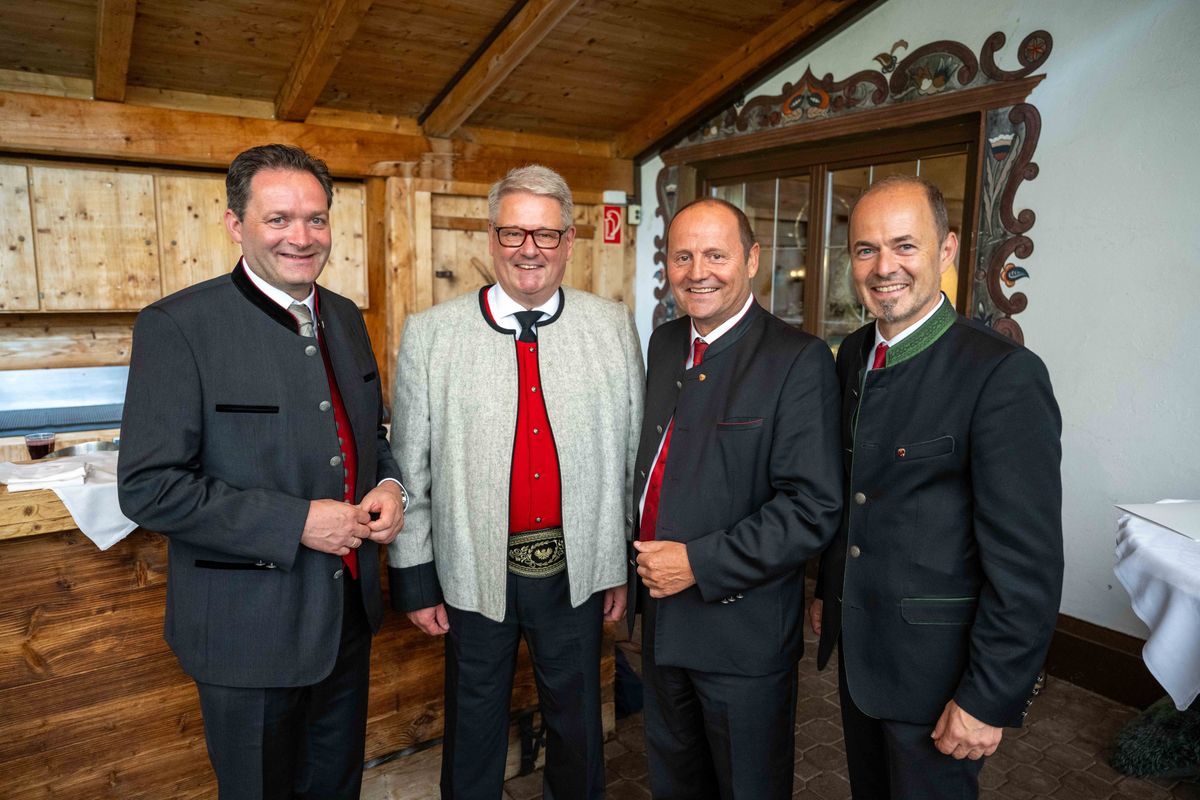 Tirols Bauern warten auf Entscheidung: Bleibt Geisler Bauern