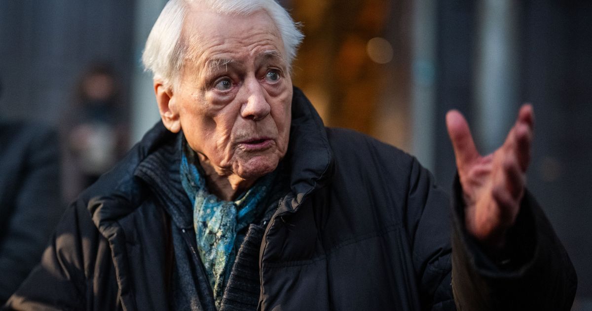 Mit-allen-Mitteln-erz-hlen-Zum-Tode-des-Autors-und-Filmemachers-Alexander-Kluge