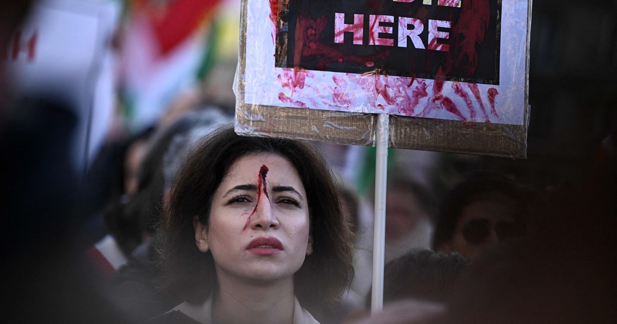 Bis-zu-30-000-Tote-Stiftung-spricht-von-Massaker-von-gewaltigem-Ausma-im-Iran